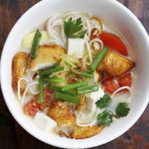 π fish noodle soup