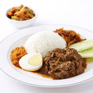 π nasi lemak- beef rendang